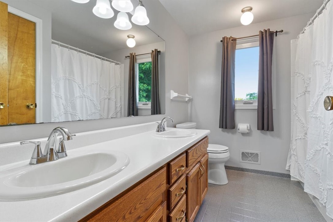 34 Hidden Meadow Penfield, NY 14526 - Photo 26 of 38