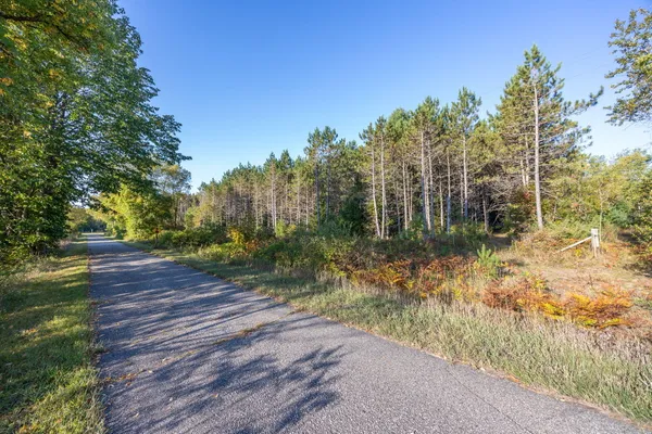 $205,000 | 22820 Northland Drive, Paris, MI 49338