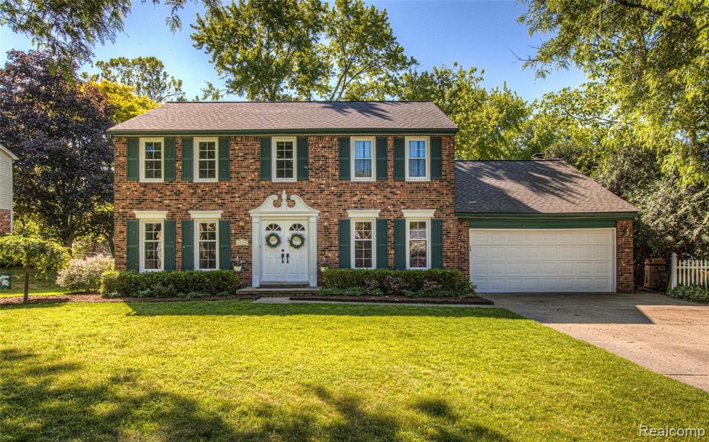 741 Rutgers Road Rochester Hills, MI 48309 - Photo 1 of 37