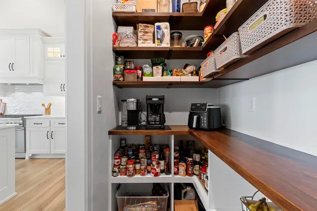 $1,999,000 | 1751 East Shore Circle, Green Bay, WI 54302