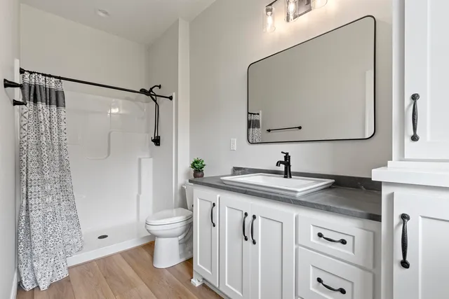 $1,999,000 | 1751 East Shore Circle, Green Bay, WI 54302