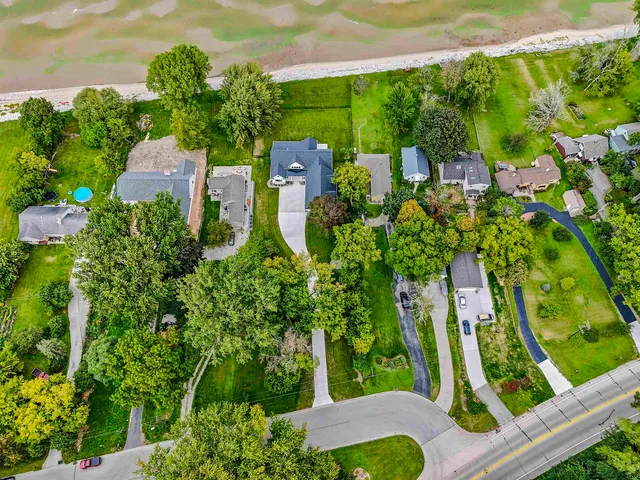 $1,999,000 | 1751 East Shore Circle, Green Bay, WI 54302