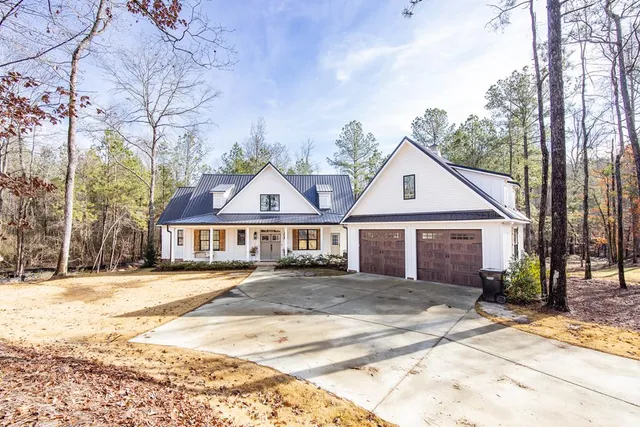 $1,098,900 | 2040-2048 Old Guard Road, Columbus, GA 31909