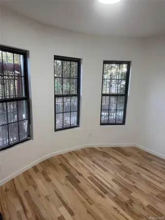 $5,300 | 1827 Amethyst Street, Unit 3 | Van Nest
