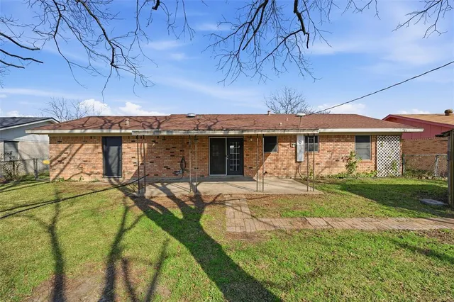 $199,900 | 1008 Dossett Drive, Bellmead, TX 76705