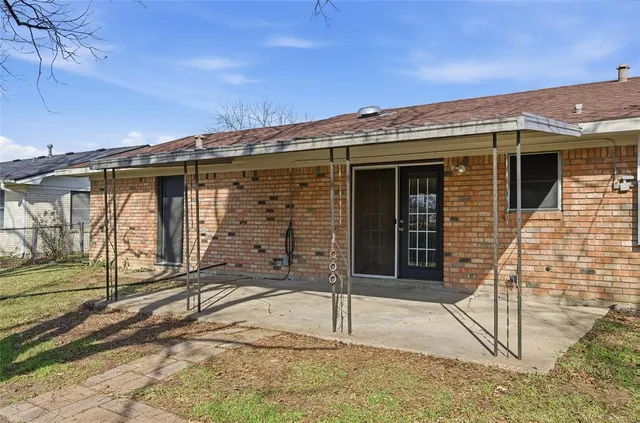 $199,900 | 1008 Dossett Drive, Bellmead, TX 76705