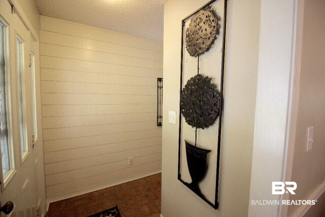 108 Avon Circle East Daphne, AL 36526 - Photo 7 of 46 Welcoming Foyer