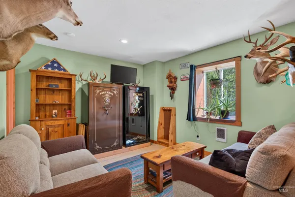 $589,000 | 115 Weedmark Way, Kamiah, ID 83536