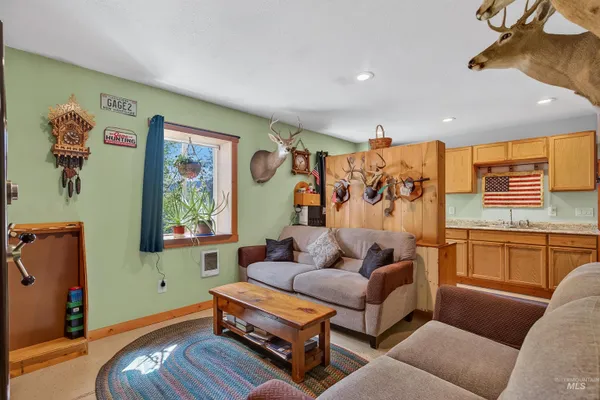 $589,000 | 115 Weedmark Way, Kamiah, ID 83536