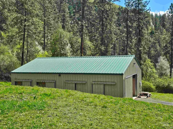 $589,000 | 115 Weedmark Way, Kamiah, ID 83536