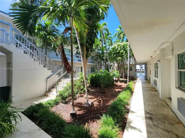 $175,000 | 8080 Tatum Waterway Drive, Unit 26, Miami Beach, FL 33141