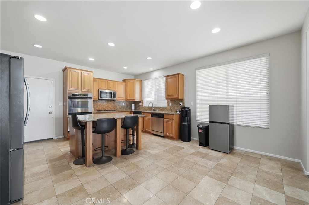 30923 Lajoe Street Menifee, CA 92584 - Photo 12 of 39