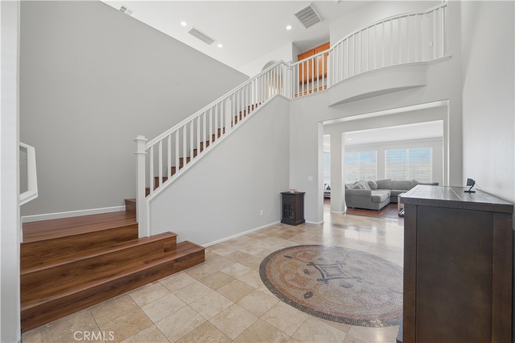 30923 Lajoe Street Menifee, CA 92584 - Photo 7 of 39