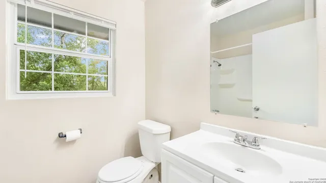 $250,000 | 8019 Riata Avenue, San Antonio, TX 78227