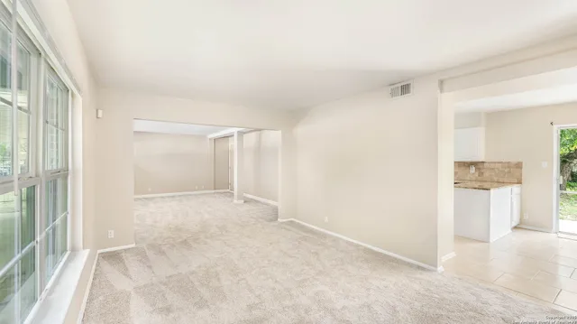 $250,000 | 8019 Riata Avenue, San Antonio, TX 78227