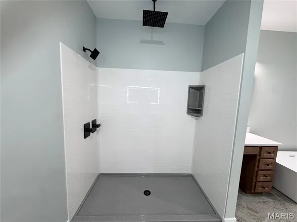 $435,000 | 426 Honeysuckle Drive, Hannibal, MO 63401