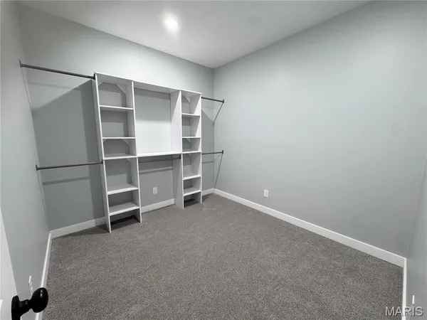 $435,000 | 426 Honeysuckle Drive, Hannibal, MO 63401