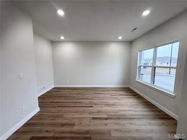 $435,000 | 426 Honeysuckle Drive, Hannibal, MO 63401