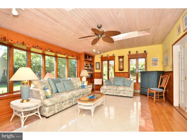543 Taylor Road Downingtown, PA 19335 - Photo 7 of 25 Sun Room