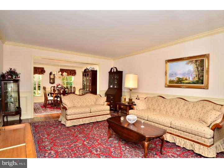 543 Taylor Road Downingtown, PA 19335 - Photo 9 of 25 Living Room