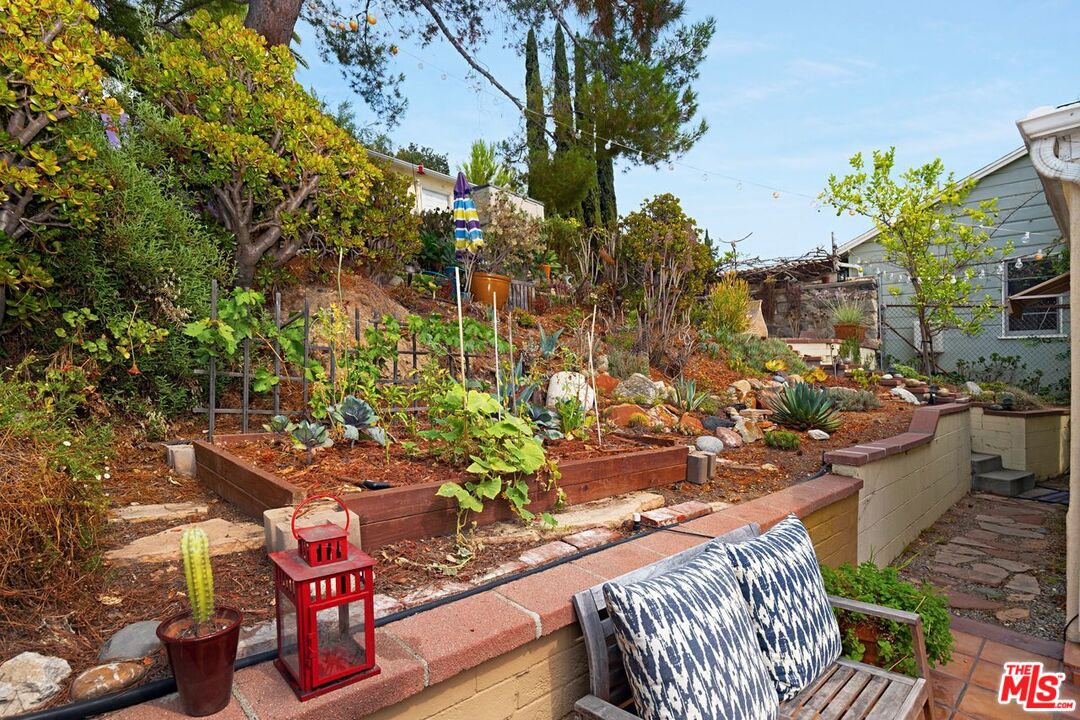 4905 Wiota Street Los Angeles, CA 90041 - Photo 29 of 38 a view of a chairs and table in the patio
