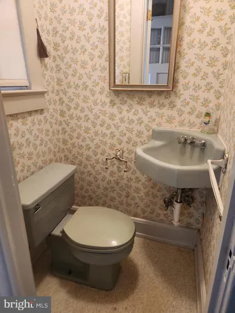 $2,000 | 839 South Dupont Boulevard, Milford, DE 19963