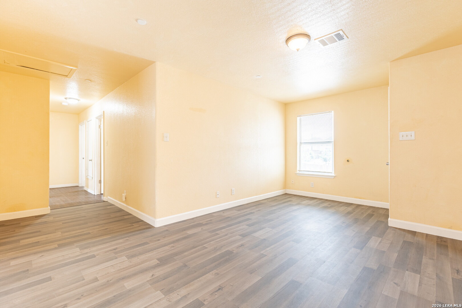 6482 Spring Time Street San Antonio, TX 78249 - Photo 7 of 26