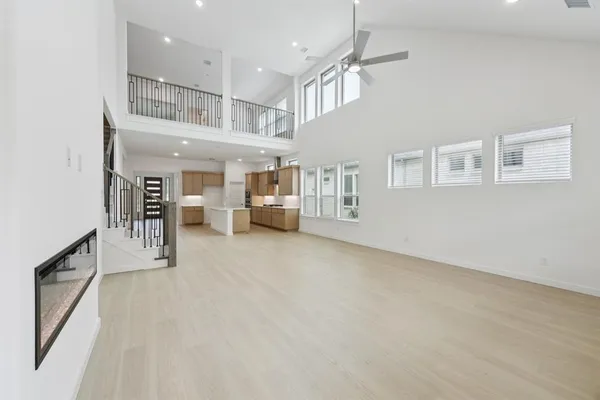 a view of livingroom with hardwood