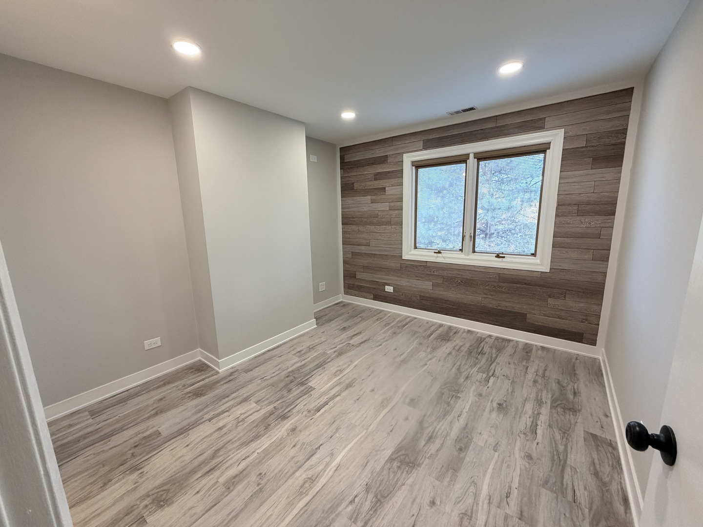 1460 Stonebridge Circle, Unit G9 Wheaton, IL 60189 - Photo 6 of 15