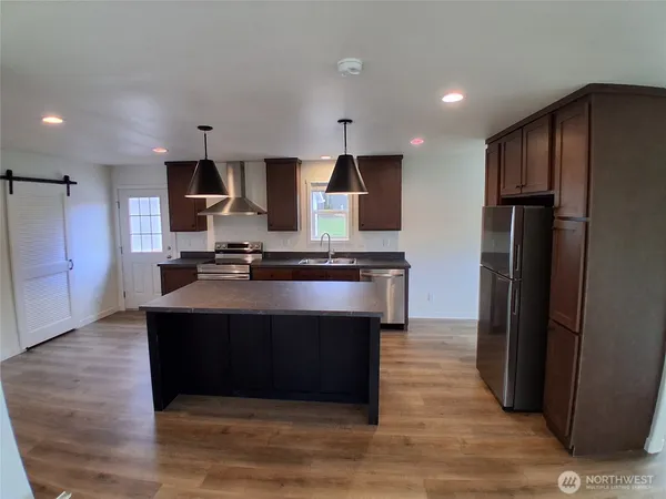 $379,500 | 220 Chris Road, Pe Ell, WA 98572