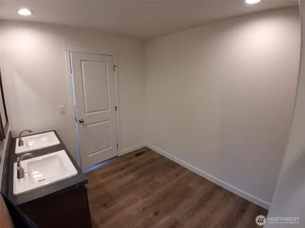 $379,500 | 220 Chris Road, Pe Ell, WA 98572