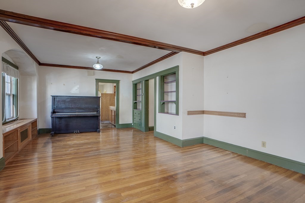 14 Peter Tufts Road Arlington, MA 02474 - Photo 3 of 27
