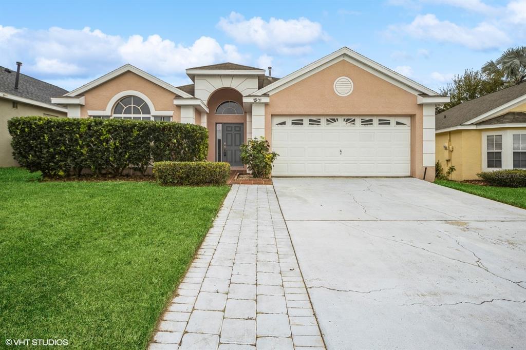 2901 Wilshire Road Clermont, FL 34714 - Photo 1 of 1 Front