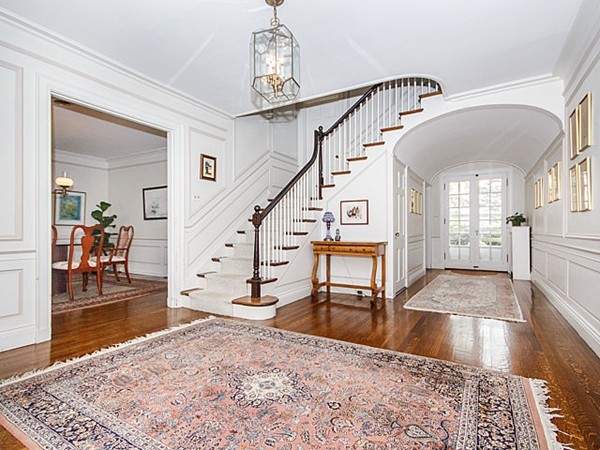29 Dorset Road Newton, MA 02468 - Photo 2 of 27 Gallery Image 2