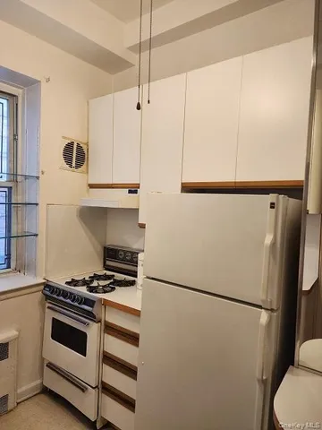 $2,750 | 102-55 67th Drive, Unit LF | Forest Hills Ward