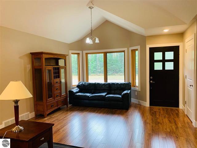 2775 East 34 Road Cadillac, MI 49601 - Photo 5 of 23 1892950-4