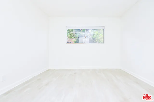 $3,295 | 2602 Carnegie Lane, Unit 3, Redondo Beach, CA 90278