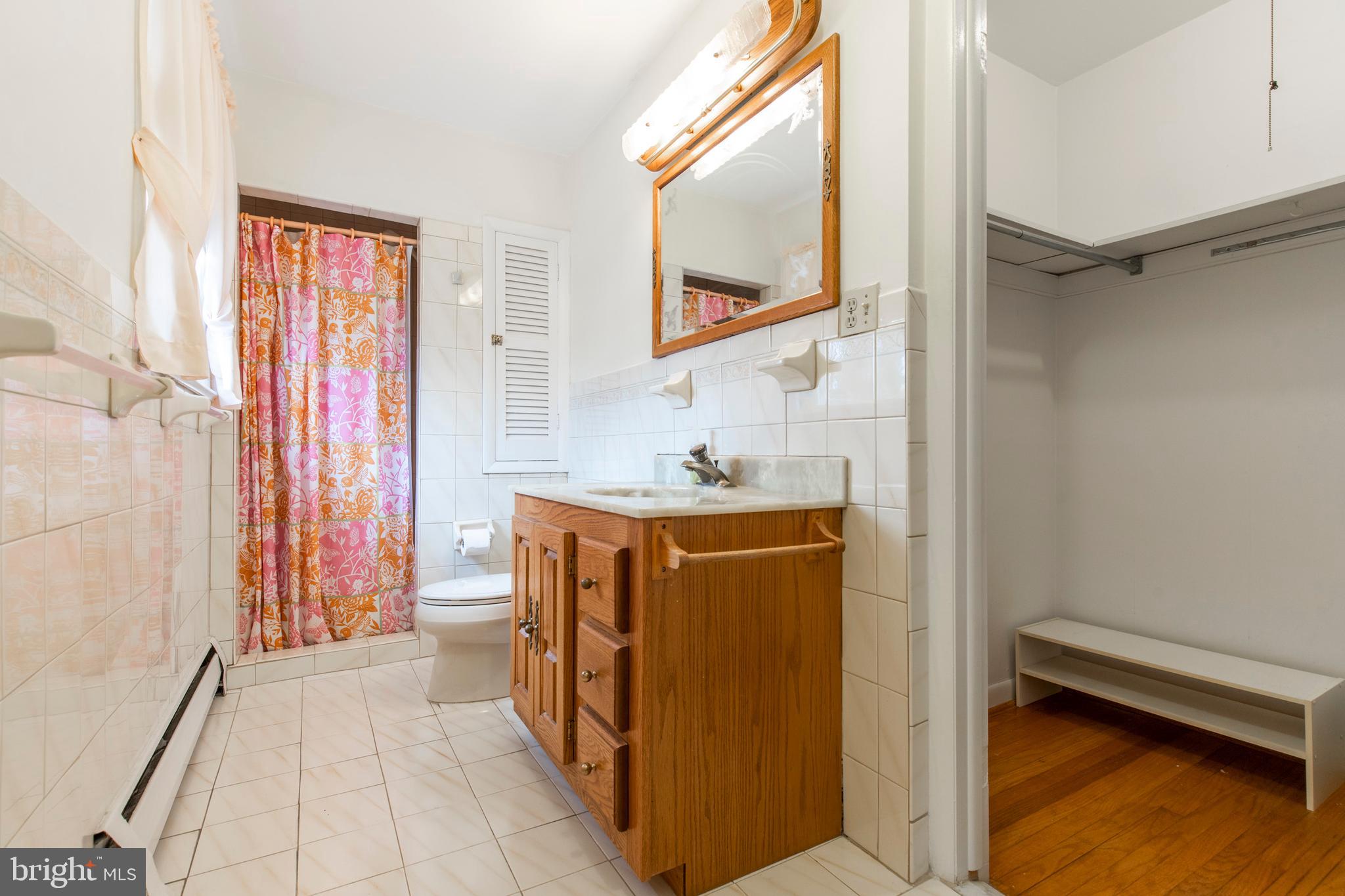 101 James Road Broomall, PA 19008 - Photo 21 of 32 Master Bathroom with Closet