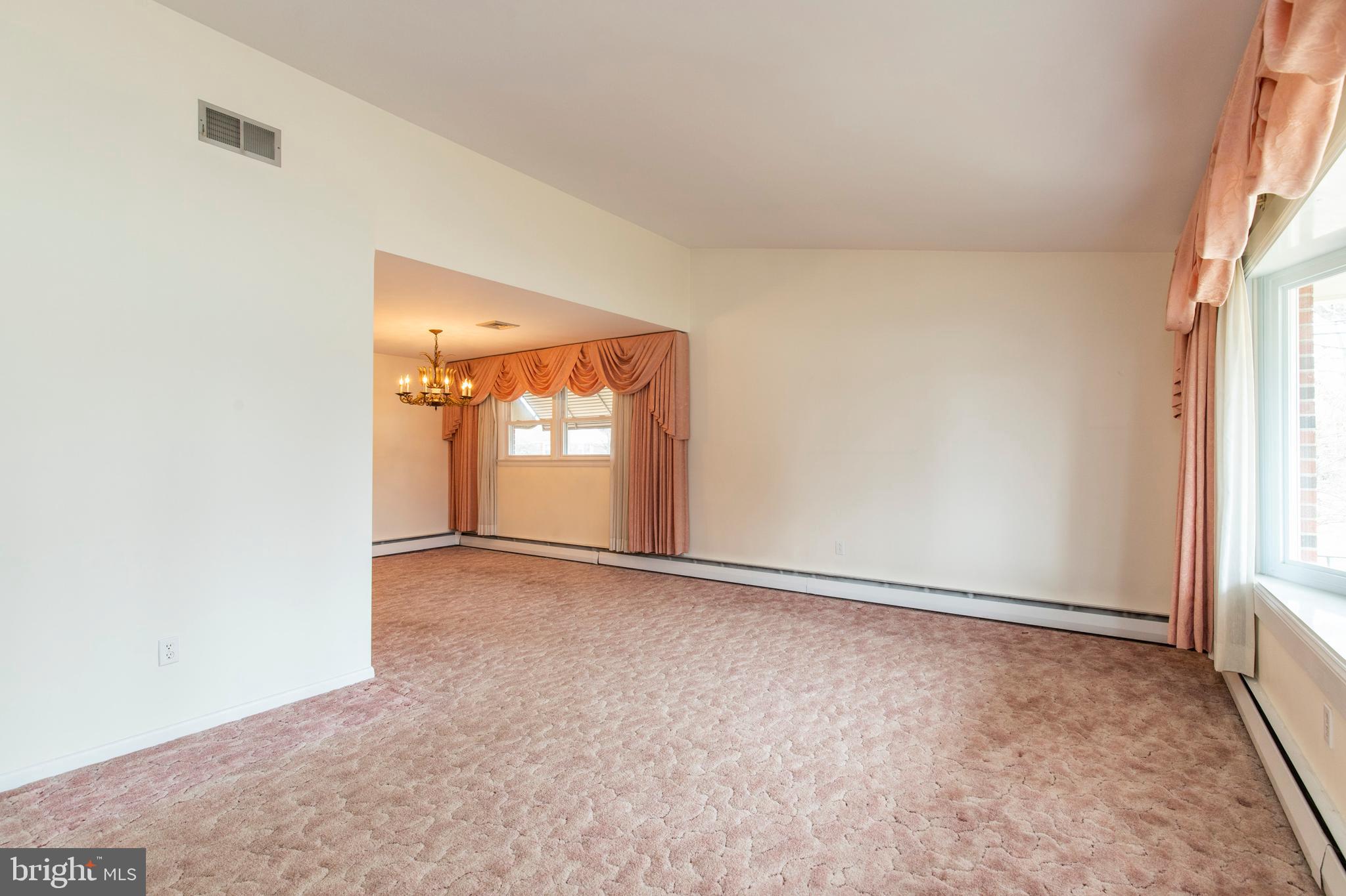 101 James Road Broomall, PA 19008 - Photo 7 of 32 Spacious Living Room