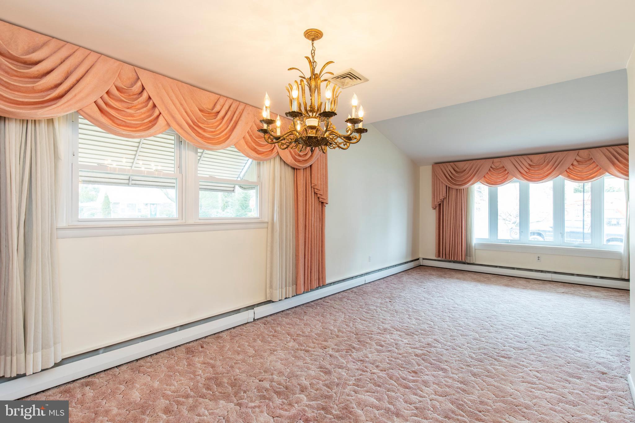 101 James Road Broomall, PA 19008 - Photo 10 of 32 Dining Room