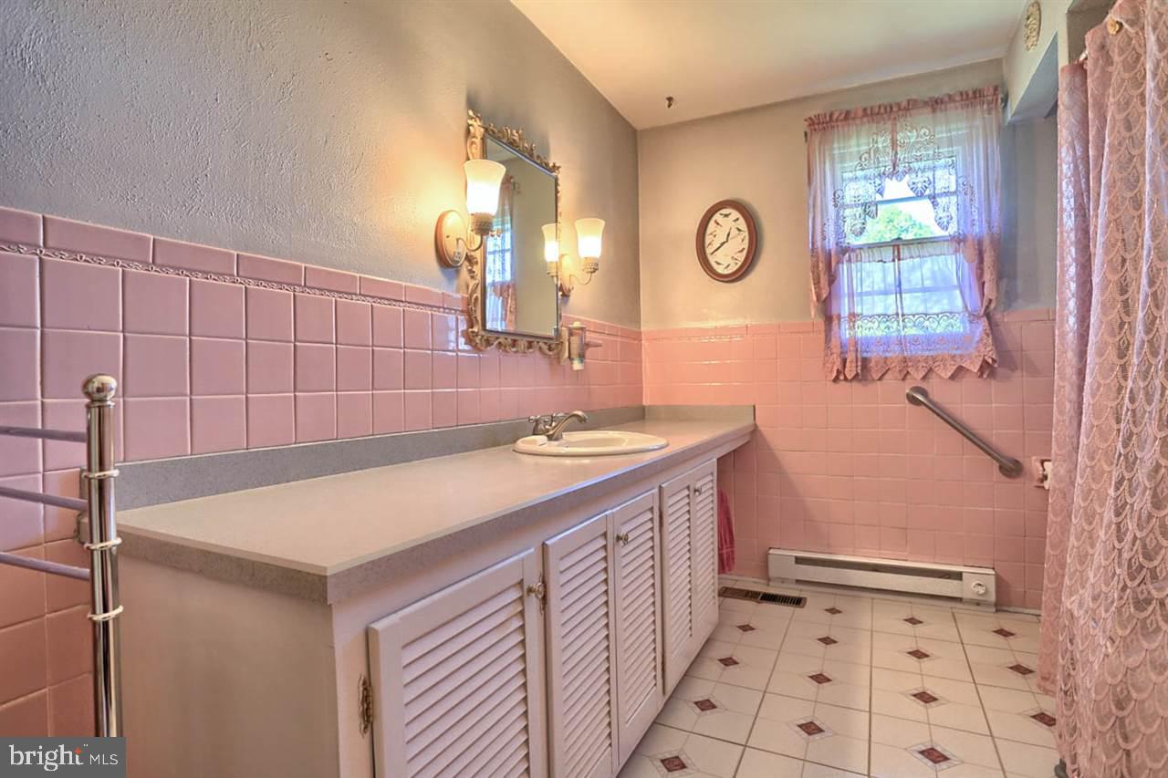 4641 Paradise Road Dover, PA 17315 - Photo 26 of 36 Gallery Image 26