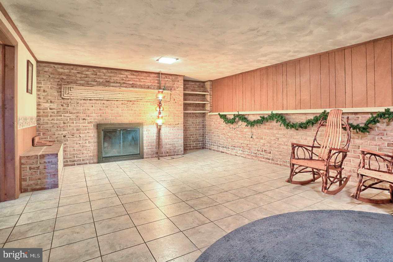 4641 Paradise Road Dover, PA 17315 - Photo 29 of 36 Gallery Image 29