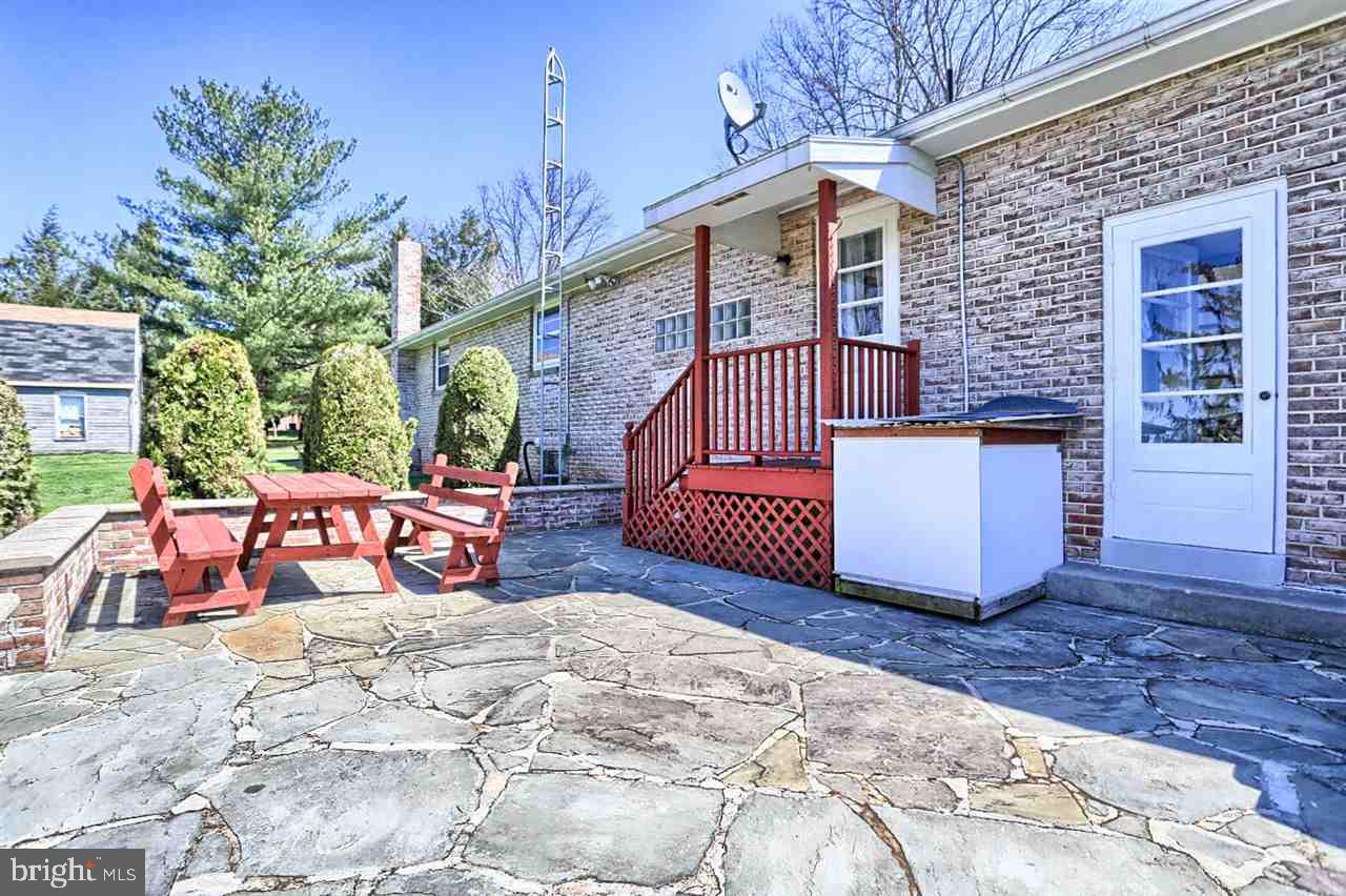 4641 Paradise Road Dover, PA 17315 - Photo 8 of 36 Gallery Image 8