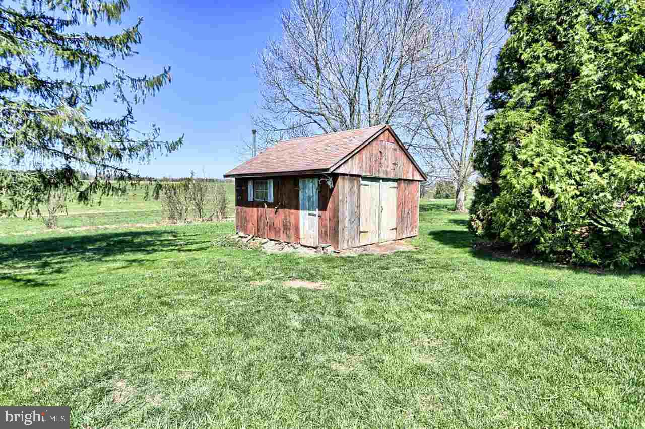4641 Paradise Road Dover, PA 17315 - Photo 10 of 36 Gallery Image 10