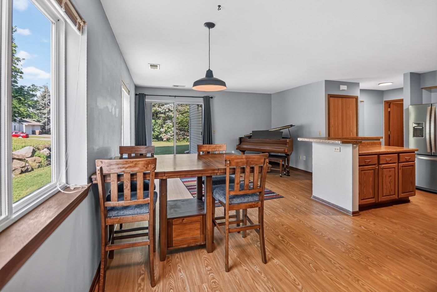952 Rockefeller Lane Madison, WI 53704 - Photo 10 of 19
