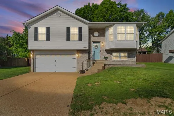 $269,900 | 1925 Iditarod Trail, Festus, MO 63028