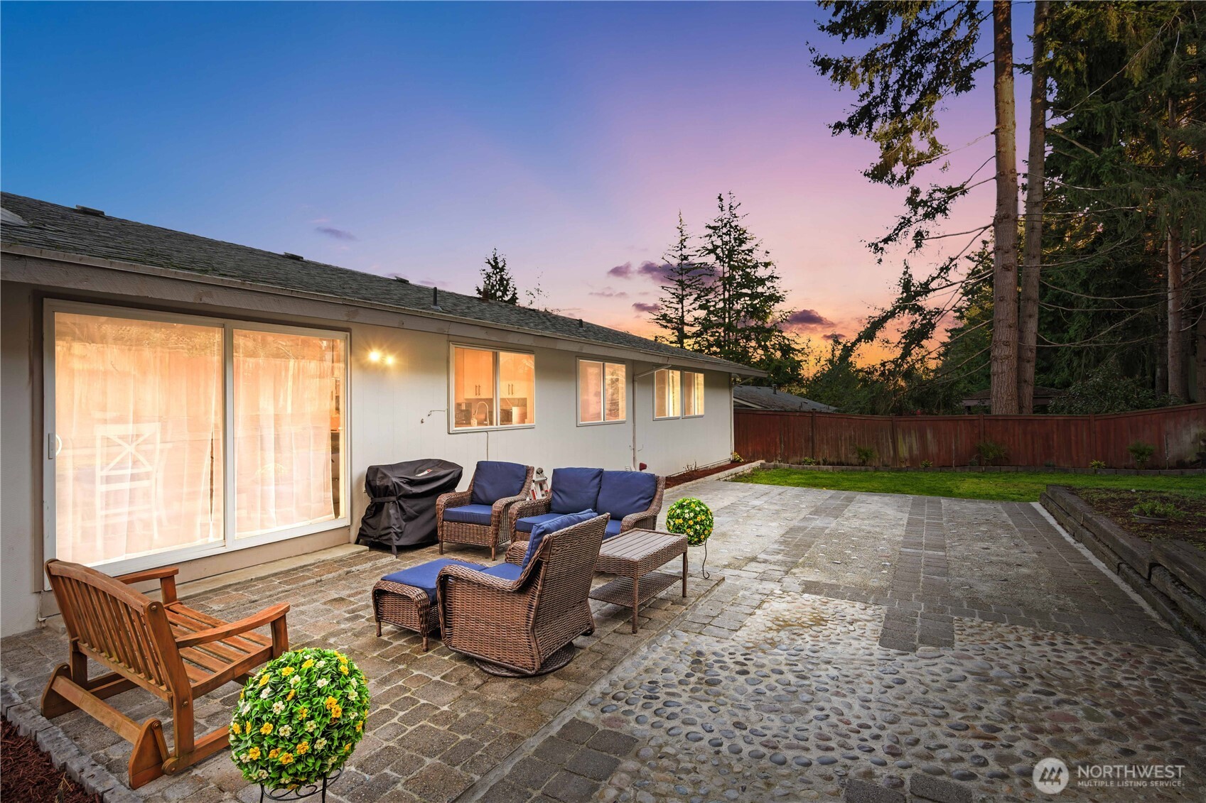 3907 Southwest 328th Street Federal Way, WA 98023 - Photo 32 of 40 a building outdoor space with patio furniture