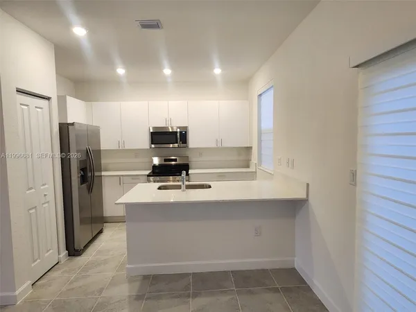 $2,600 | 2429 Southeast 28th Street, Unit 2429, Homestead, FL 33035