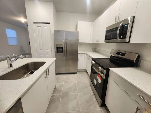 $2,600 | 2429 Southeast 28th Street, Unit 2429, Homestead, FL 33035