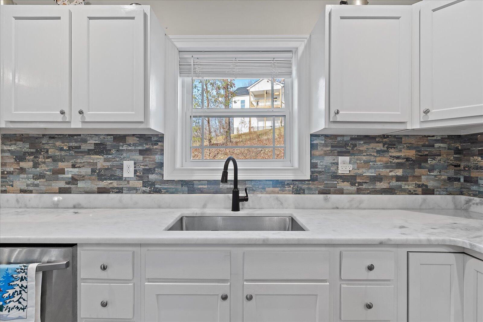 118 Hidden Ridge Loop Dunlap, TN 37327 - Photo 10 of 33 14-118 Hidden Ridge Loop-14